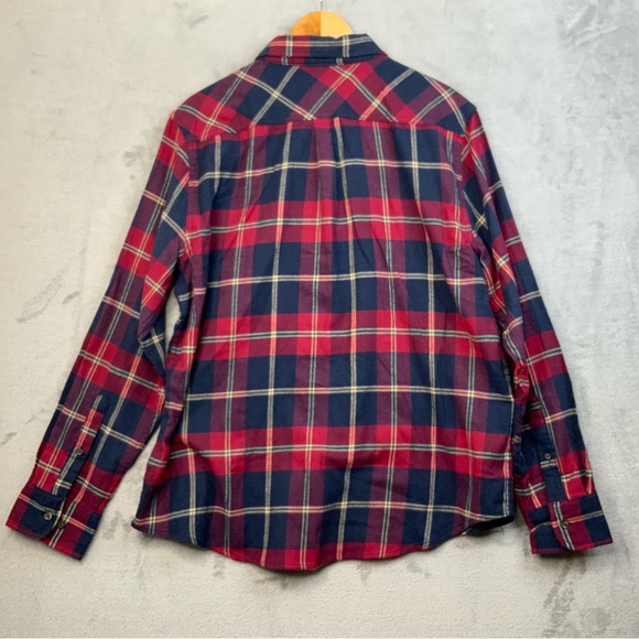 Cloudveil Mountain Works Button-Up Flannel Shirt Men’ Size Med. Blue Red Plaid. - Picture 2 of 6